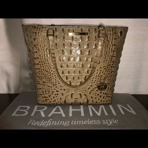 Harrison Carryall champagne Melbourne - Brahmin